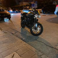 Triumph Street Triple - 2010