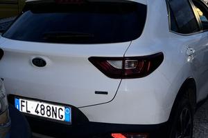 KIA STONIC - INCIDENTATA