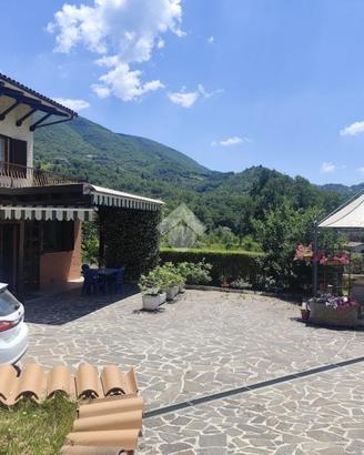VILLA SINGOLA A VALTOPINA