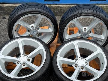 Cerchi in lega 19 bmw con gomme estive