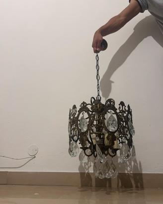 Lampadario vintage con cristalli