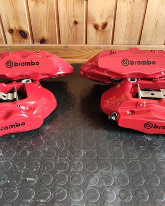 Pinze Brembo per impianti frenati maggiorati