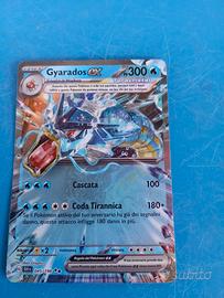 carta Pokémon gyarados