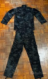 Uniforme multicam nera