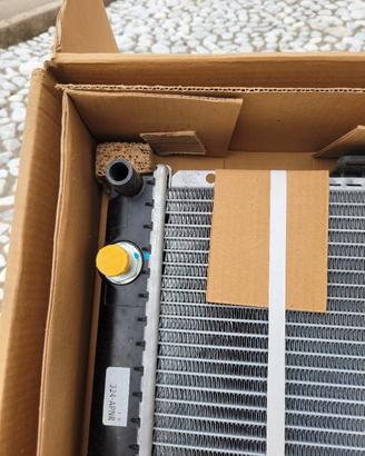 radiatore Mercedes w124 300 automatico