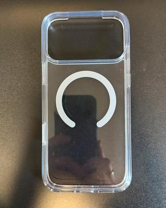 Cover i phone 17 pro MAX trasparente con magnete