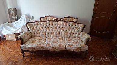 Divano e Poltrone Vintage Restaurati