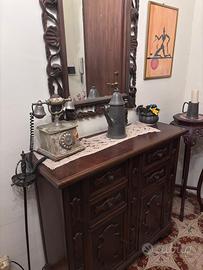 Mobile ingresso in stile classico