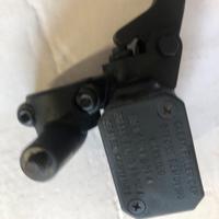 Yamaha 250/125 dal 2004 pompa freni+leva sx