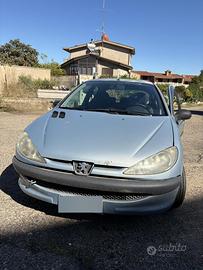 Peugeot 206 1.1 Benzina (3 porte) - Anno 2004