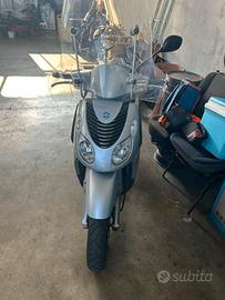 Piaggio carnaby. 125