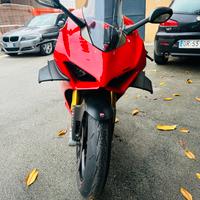 Ducati Panigale V4S