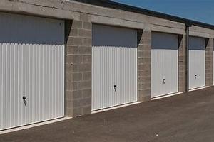 Borgo S Lorenzo fondo garage mq 160