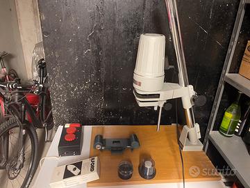 Proiettore per stampare pellicole fotografiche