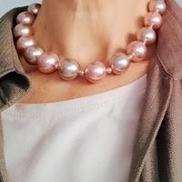 Collana in perle grandi rosa e bianco