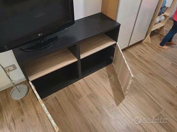 Mobile Ikea Besta