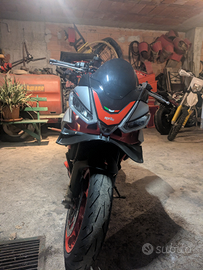 Aprilia Tuono 660