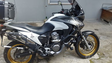 Honda transalp XL 700