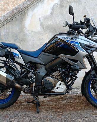 SUZUKI V-STROM 1050 XT