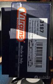 Vitrains Locomotiva  rimorchiata Le 840.045