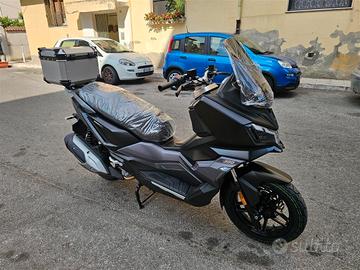 Sym ADX 300 adx300 Dash Cam bauletto
