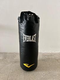 Sacco da boxe Everlast Nevatear Heavy bianco/nero