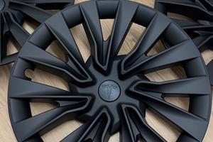 4 copri cerchi neri Nova Tesla Model 3 Premium 18