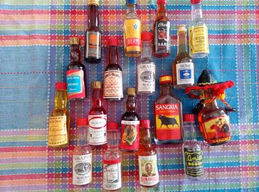 Collezione mignon  bottiglie liquore anni 60/70
