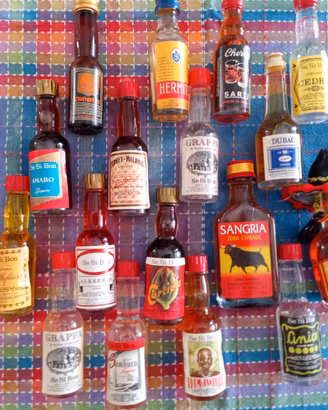 Collezione mignon  bottiglie liquore anni 60/70