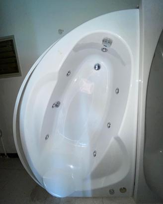 Jacuzzi