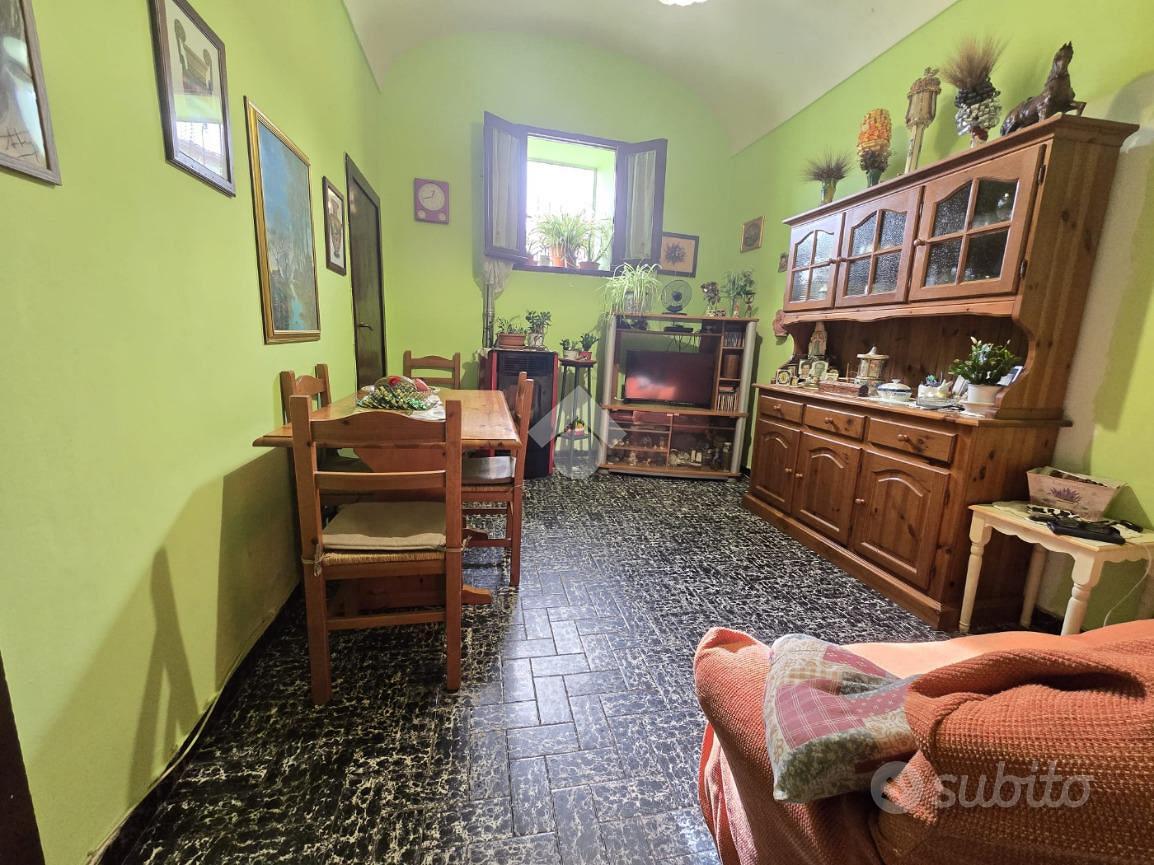 3 LOCALI A SASSARI