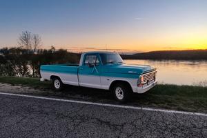 Ford F100