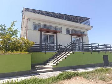 Immobile di 750 m² a Fiano Romano