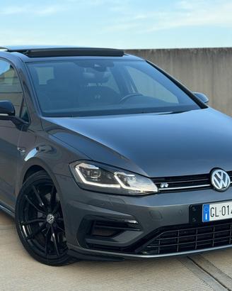 Volkswagen Golf R 2.0 TSI 300CV 4MOTION 2020 - PER