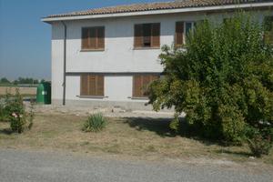 Casa indipendente a voghera (pv)