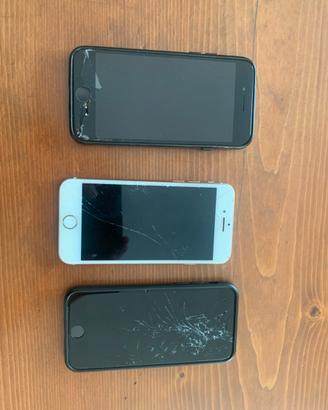 Telefoni iPhone rotti