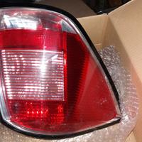 Ricambi auto anche a stock