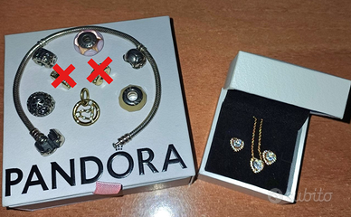 Set Bracciale con charm, collane e orecchini
