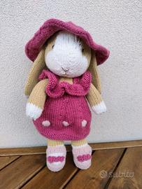 Pupazzo peluche coniglietta amigurumi