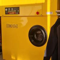 Lavanderia aperta da oltre 40 anni