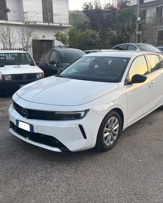 Opel Astra 1.5 Turbo Diesel 130 CV