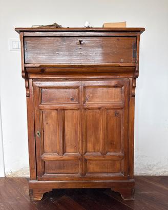 Stipo credenza arte povera legno massello ‘800