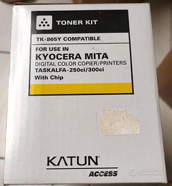 Toner katun TK-865Y NUOVO