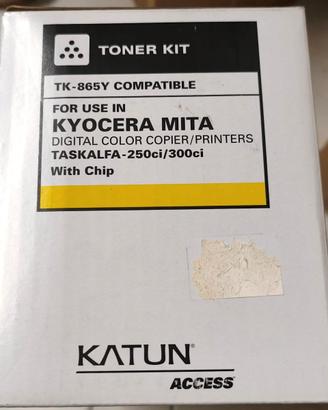 Toner katun TK-865Y NUOVO