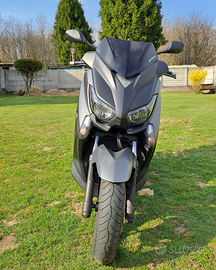 Yamaha Xmax