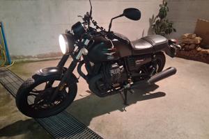 Moto Guzzi V7 III - 2017