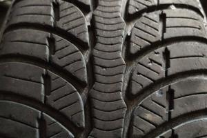 4 pneumatici R14 + cerchi  2*(185/60) +2*(165/70)