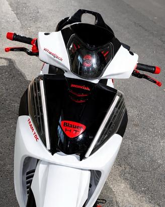 Sh 300