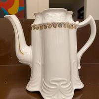 Richard Ginori. Caffettiera in porcellana bianca