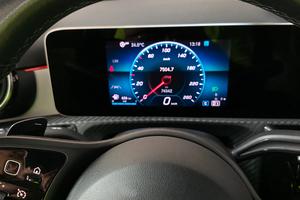 privato vende Mercedes classe a 180 D